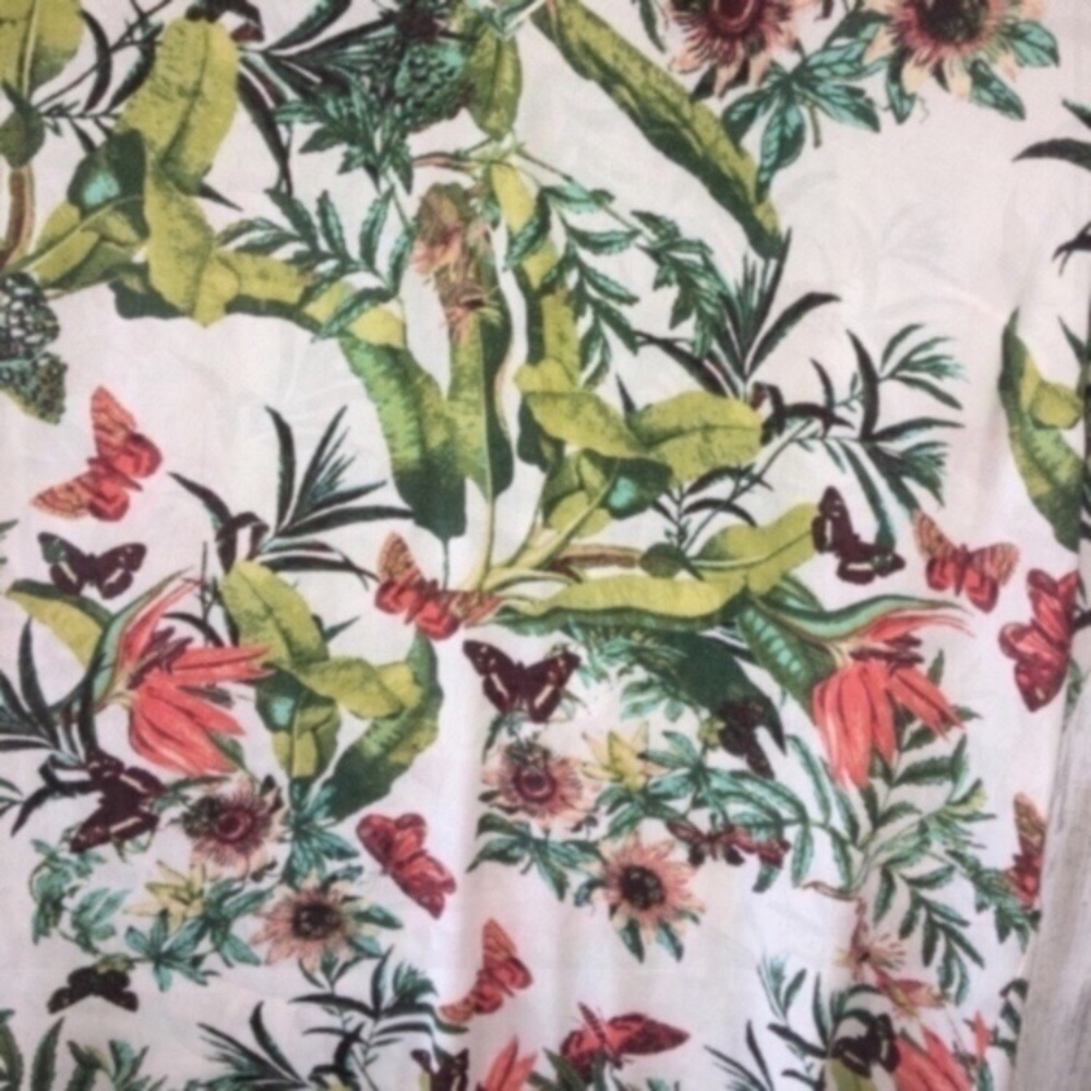 H&M Tropical High Low Blouse - Picture 2 of 5